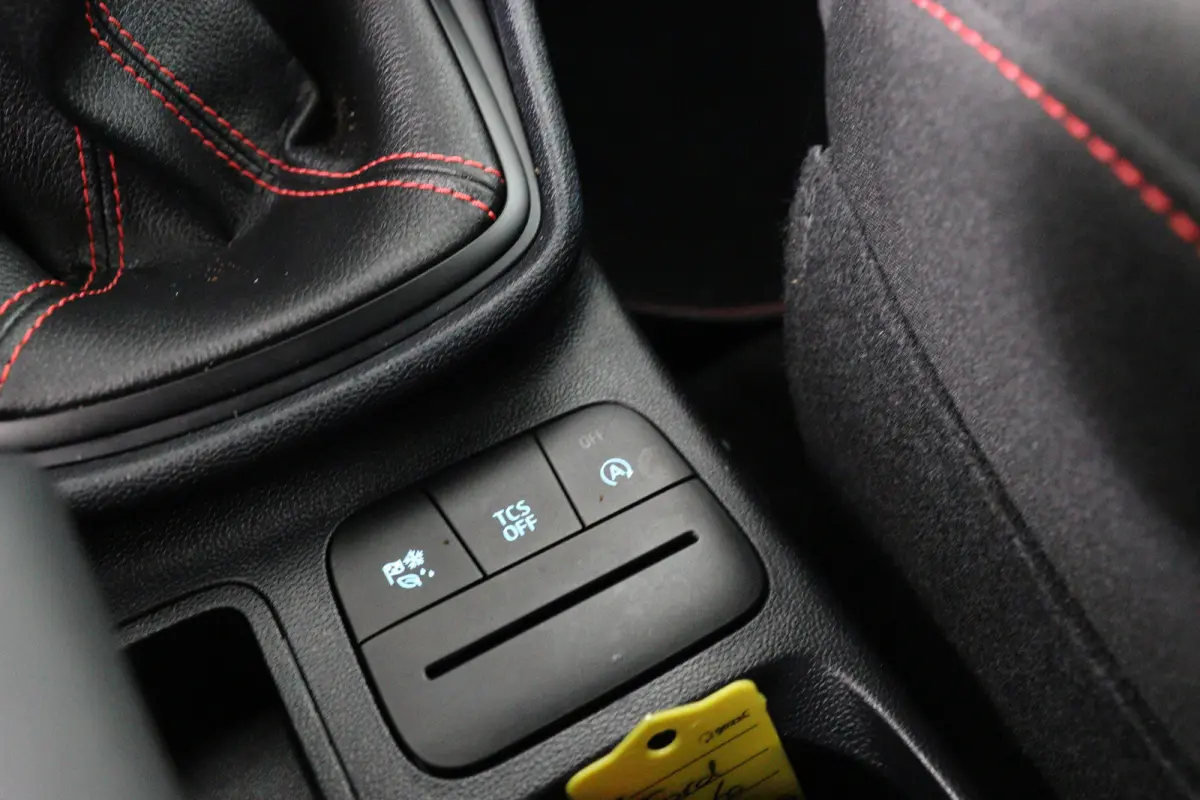1.0 EcoBoost Hybrid ST-Line X | Camera | Stoel-/Stuurverwarming | Voorruitverwarming | Climate Control | Cruise Control | Led Koplampen