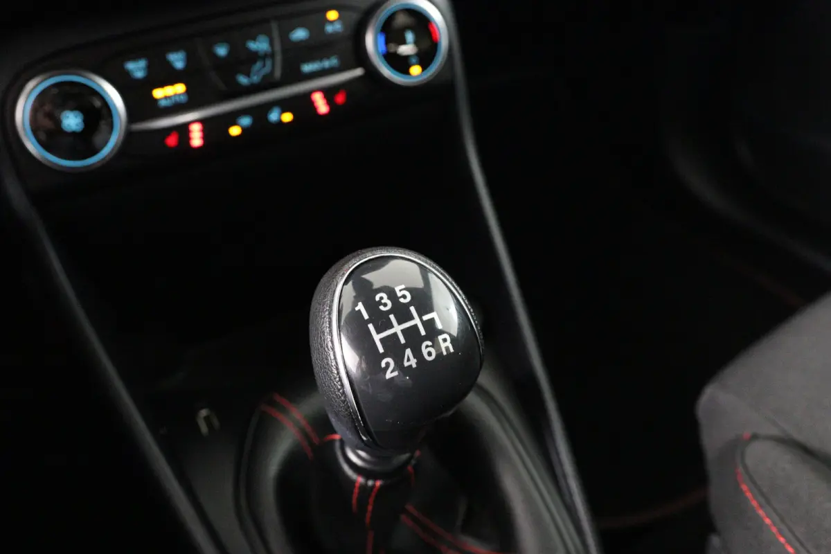 1.0 EcoBoost Hybrid ST-Line X | Camera | Stoel-/Stuurverwarming | Voorruitverwarming | Climate Control | Cruise Control | Led Koplampen