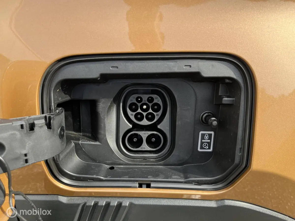 La Prima 11 kW 44 kWh NAVI/PDC V+A/CAMERA