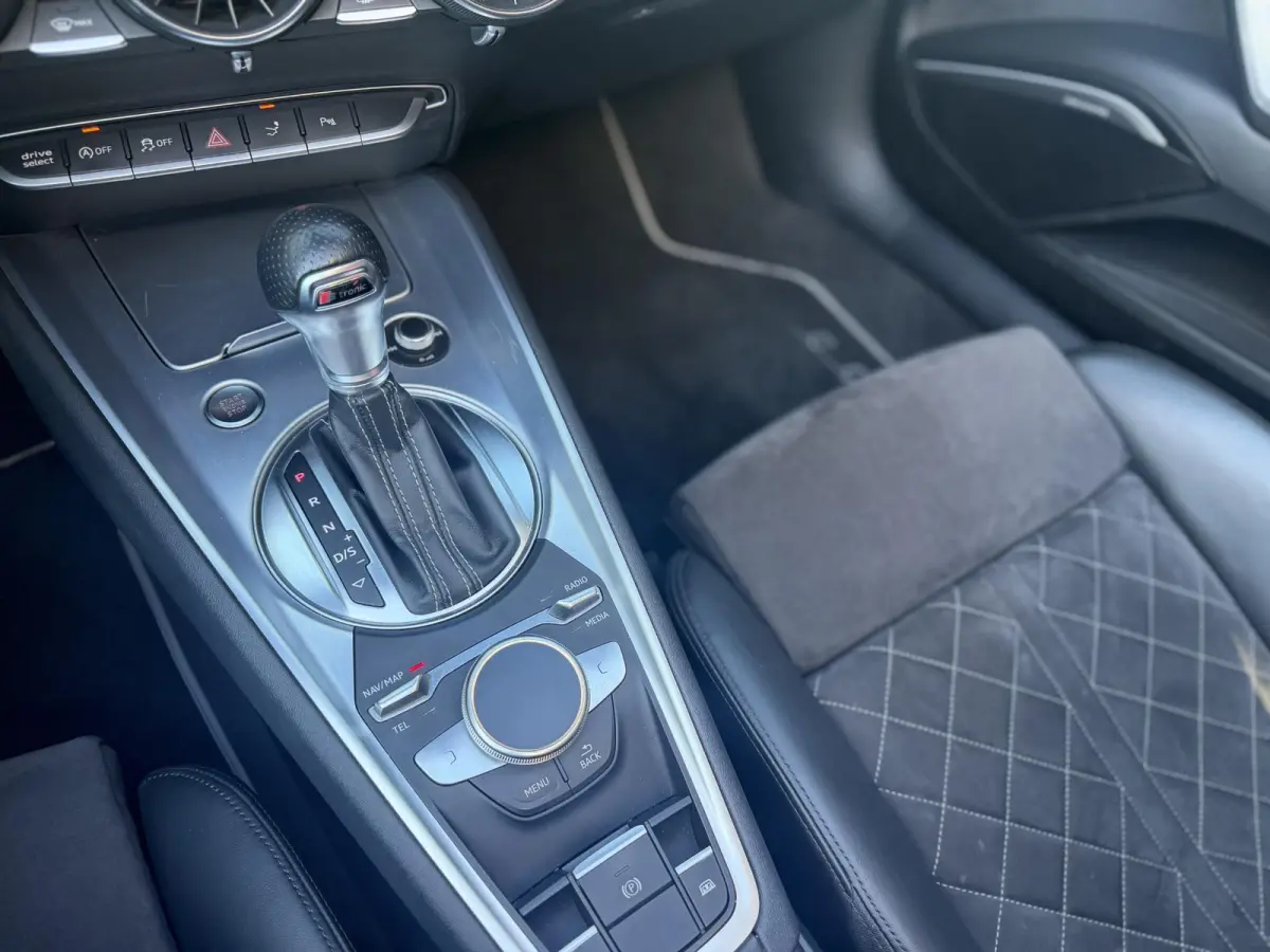 1.8 TFSI Pro Line S Open Days | WORDT VERWACHT | AUTOMAAT | BANG & OLUFSEN | STOELVERWARMING | RS STOELEN | CLIMATE CONTROL | VIRTUAL COCKPIT | NAVIGATIE | CRUISE CONTROL |