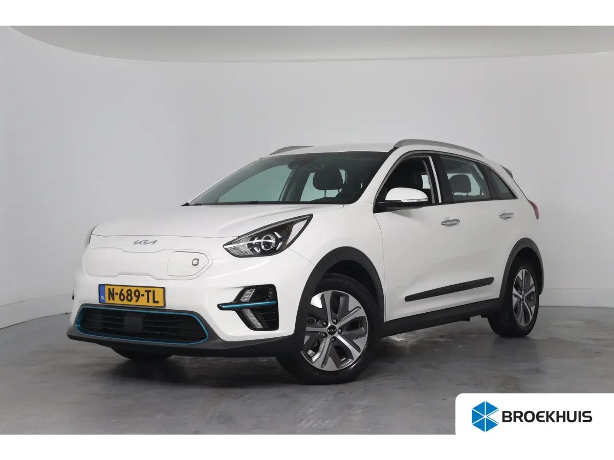 DynamicLine 64 kWh | 1e Eigenaar! | SOH 100% | Warmtepomp | Cruise Adaptive | Camera | Half Leder | Clima | Navi | Keyless | Parkeersensoren | Lichtmetalen Velgen