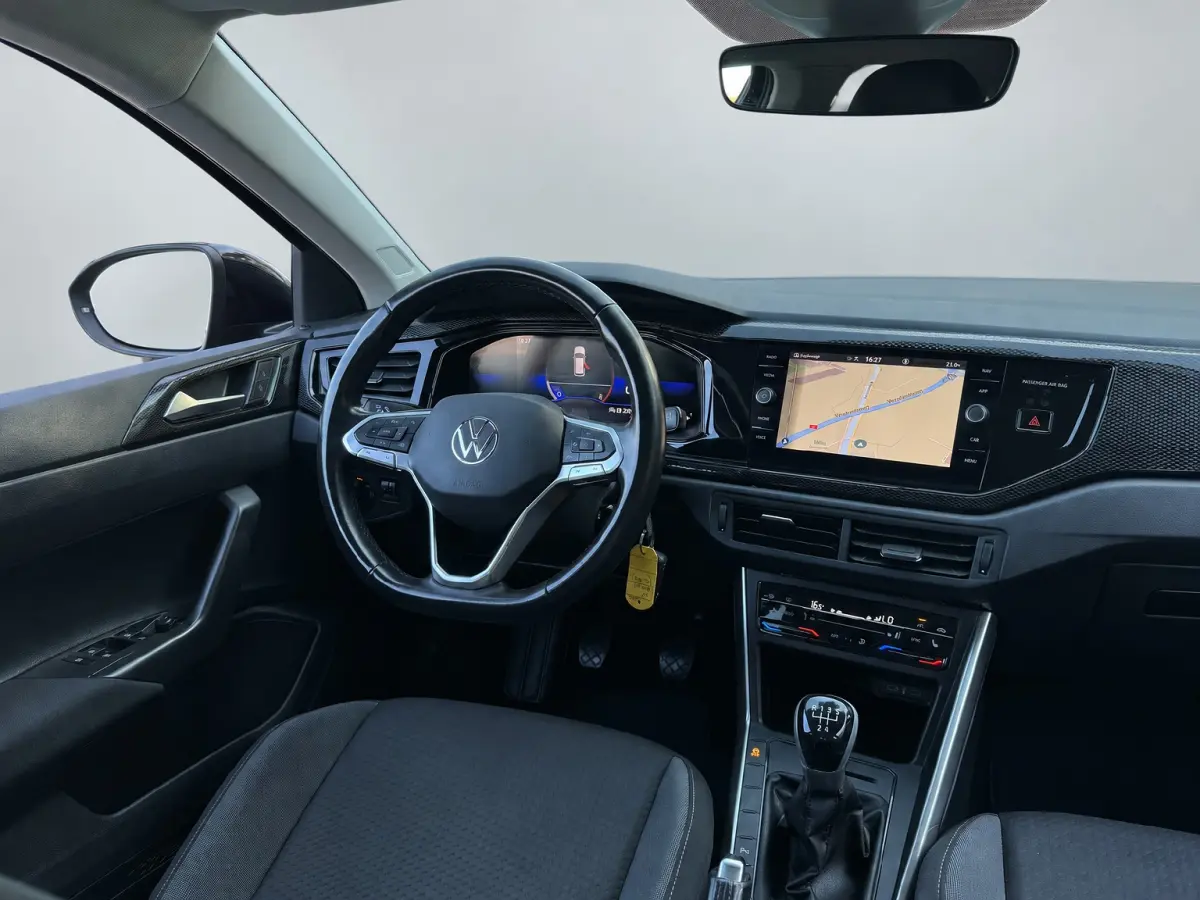 TSI 95PK LIFE EDITION CARPLAY/PDC/STOELVERW.