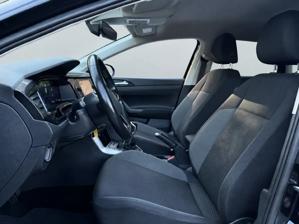 TSI 95PK LIFE EDITION CARPLAY/PDC/STOELVERW.