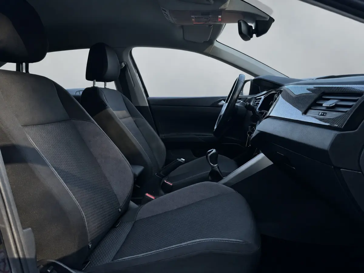 TSI 95PK LIFE EDITION CARPLAY/PDC/STOELVERW.