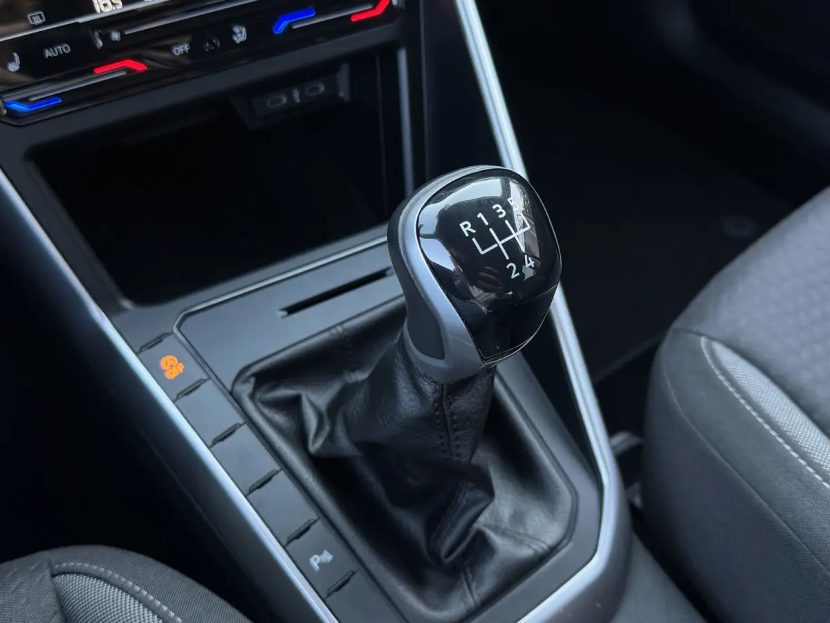 TSI 95PK LIFE EDITION CARPLAY/PDC/STOELVERW.
