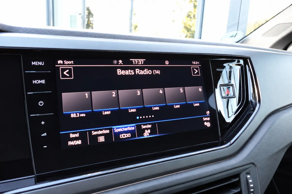 Volkswagen Polo 1.0 TSI R-Line KEYLESS PANO 3X R-LINE VOL