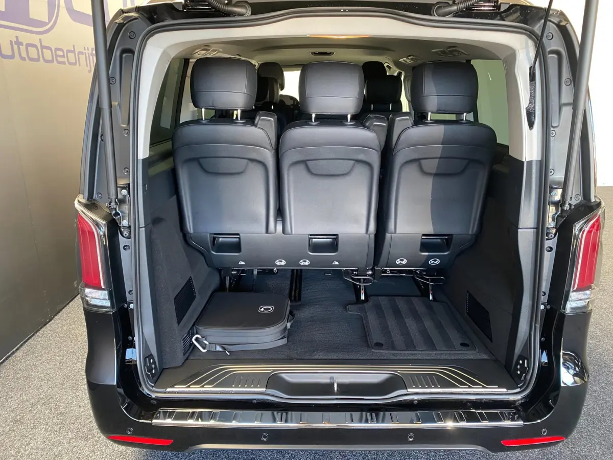 300 L2 Facelift 8-pers AMG Facelift - Exterieur pakket - 360 - Elec. deuren - Vol Opties - Incl. Garantie