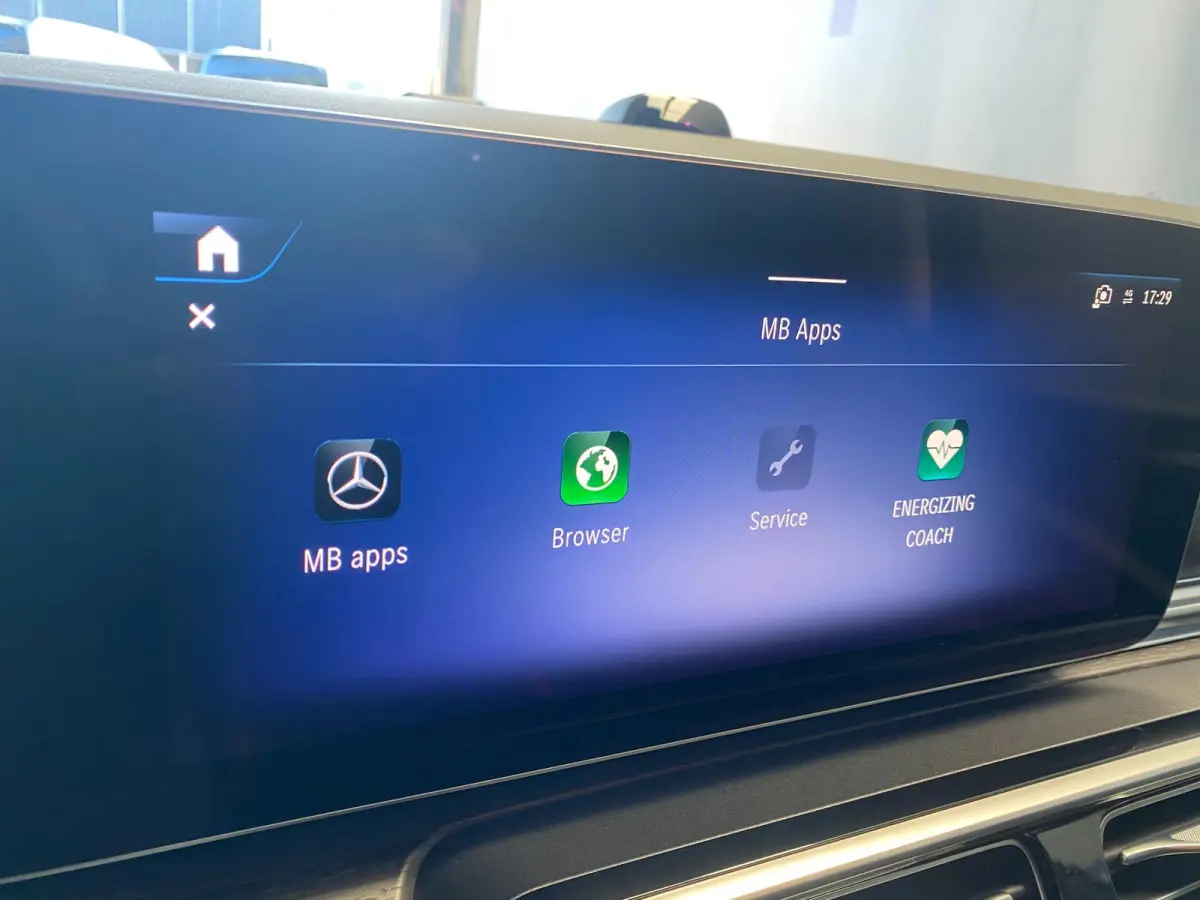 300 L2 Facelift 8-pers AMG Facelift - Exterieur pakket - 360 - Elec. deuren - Vol Opties - Incl. Garantie