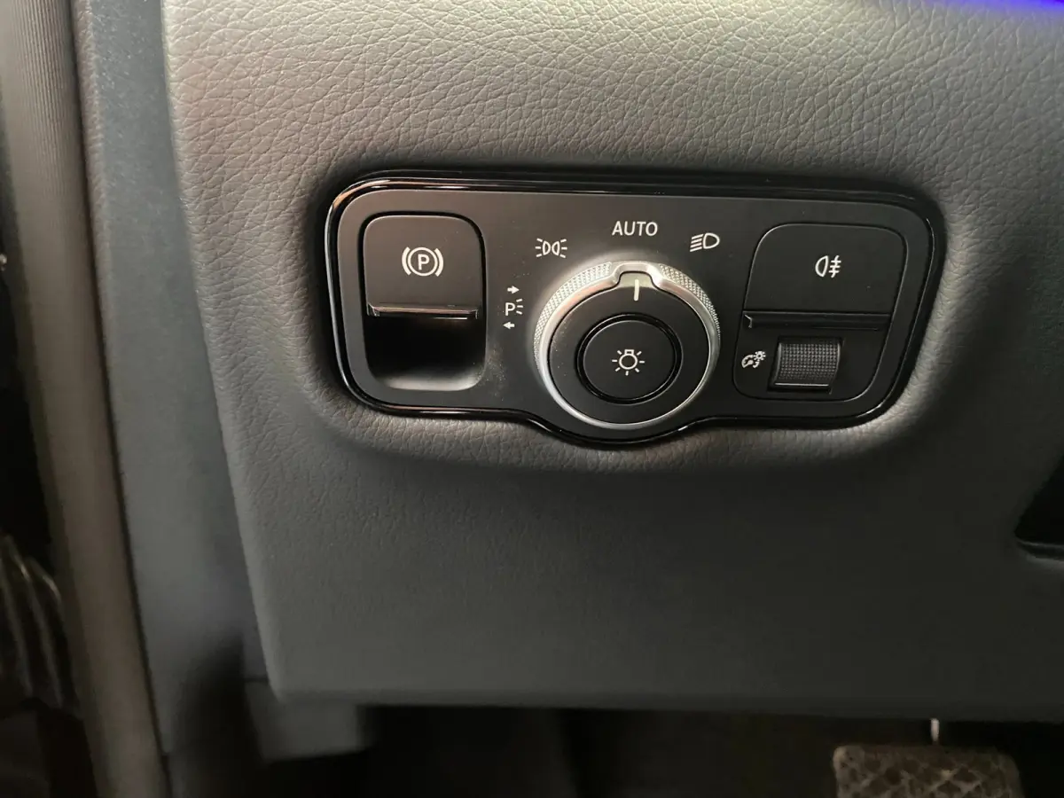 300 L2 Facelift 8-pers AMG Facelift - Exterieur pakket - 360 - Elec. deuren - Vol Opties - Incl. Garantie