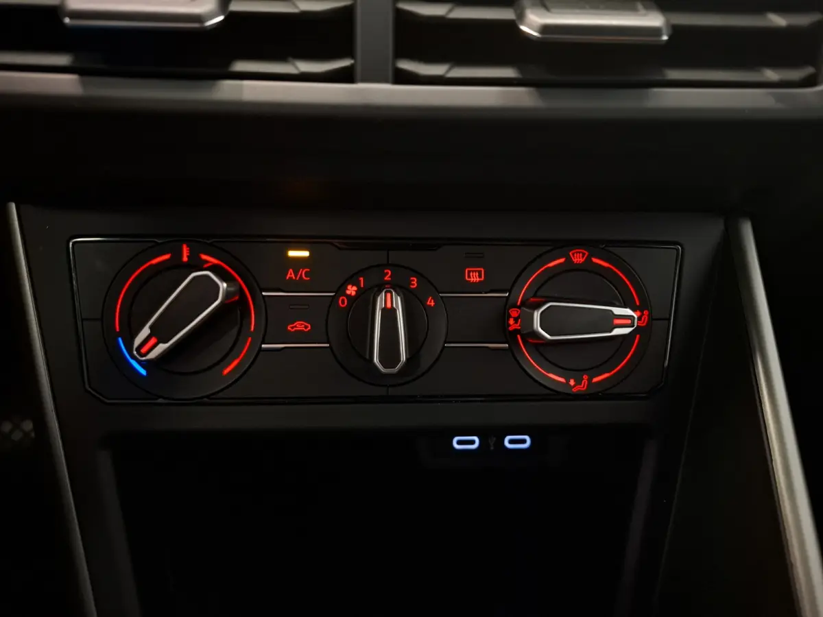 1.0 TSI Comfortline 1e Eigenaar Trekhaak Navigatie Mooi!