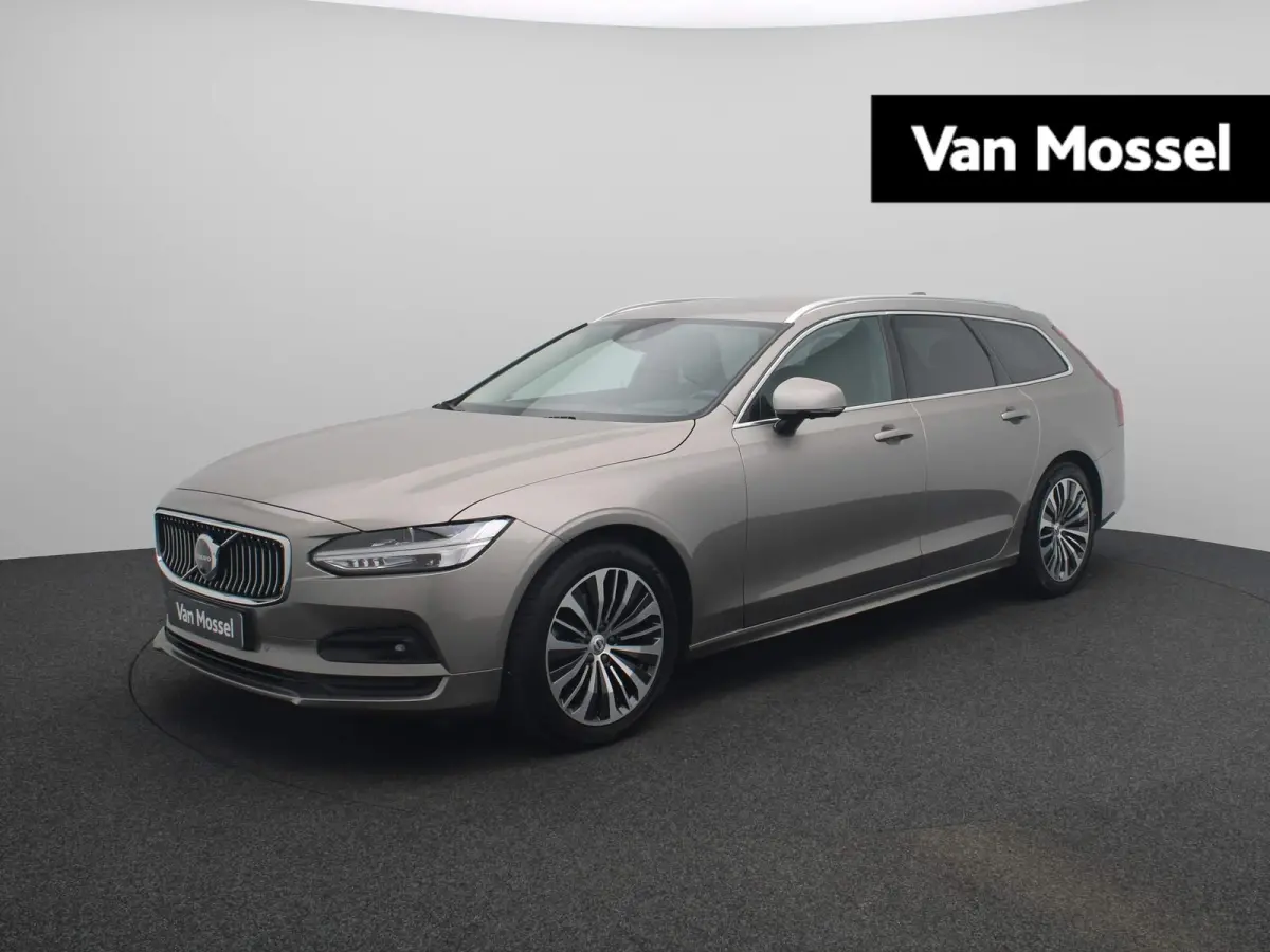 2.0 B4 Momentum Pro | 360 CAMERA  | APPLE CARPLAY - ANDROID AUTO | STOELVERWARMING | ELEKTRISCHE KOFFERKLEP | TREKHAAK | LEDEREN INTERIEUR | PARKEERSENSOREN | KEYLESS | CLIMATE CONTROL | ADA