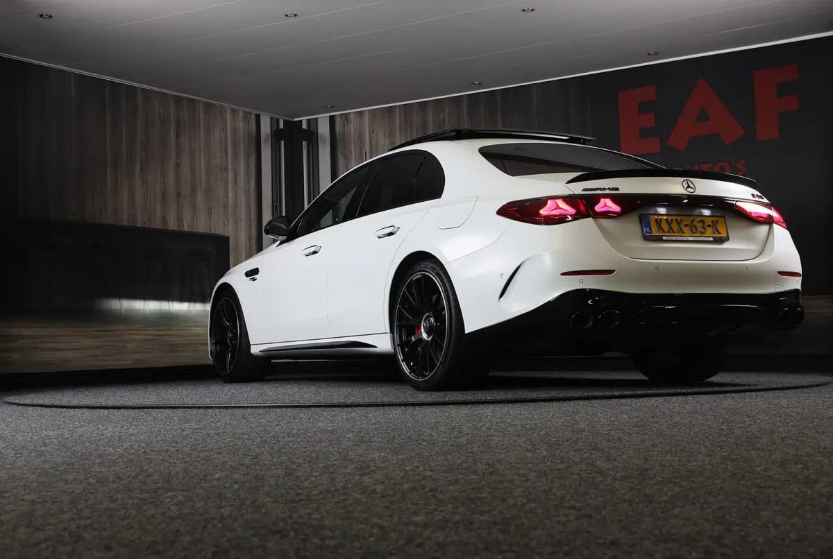 AMG 53 4MATIC+ Night Edition / Hyperscreen / Head Up / Burmester4D / 360 Camera / 4W Sturing / Pano