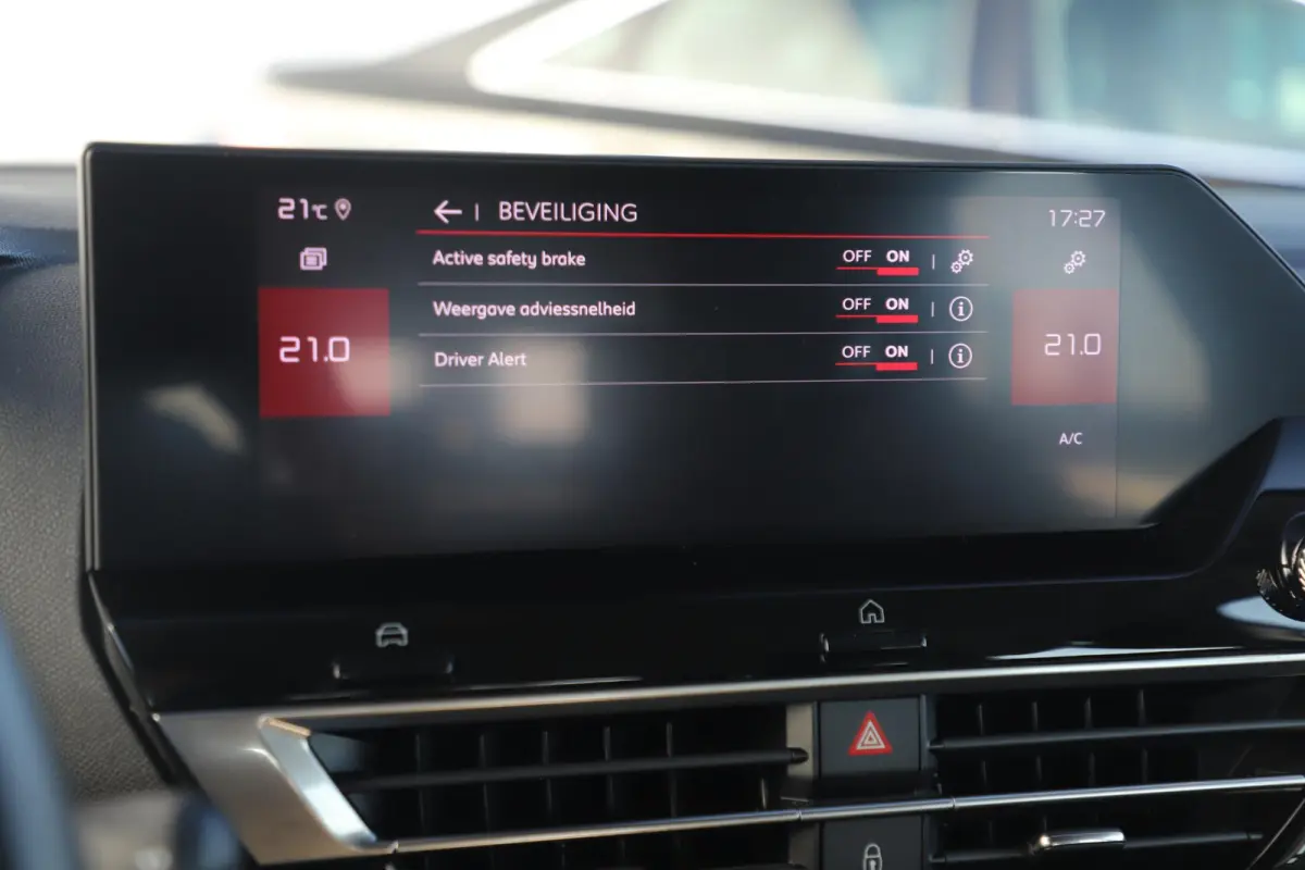 1.2 Puretech Feel 131PK Trekhaak Virtual Cockpit Navigatie Carplay Android Climate Cruise Control Parkeersensor