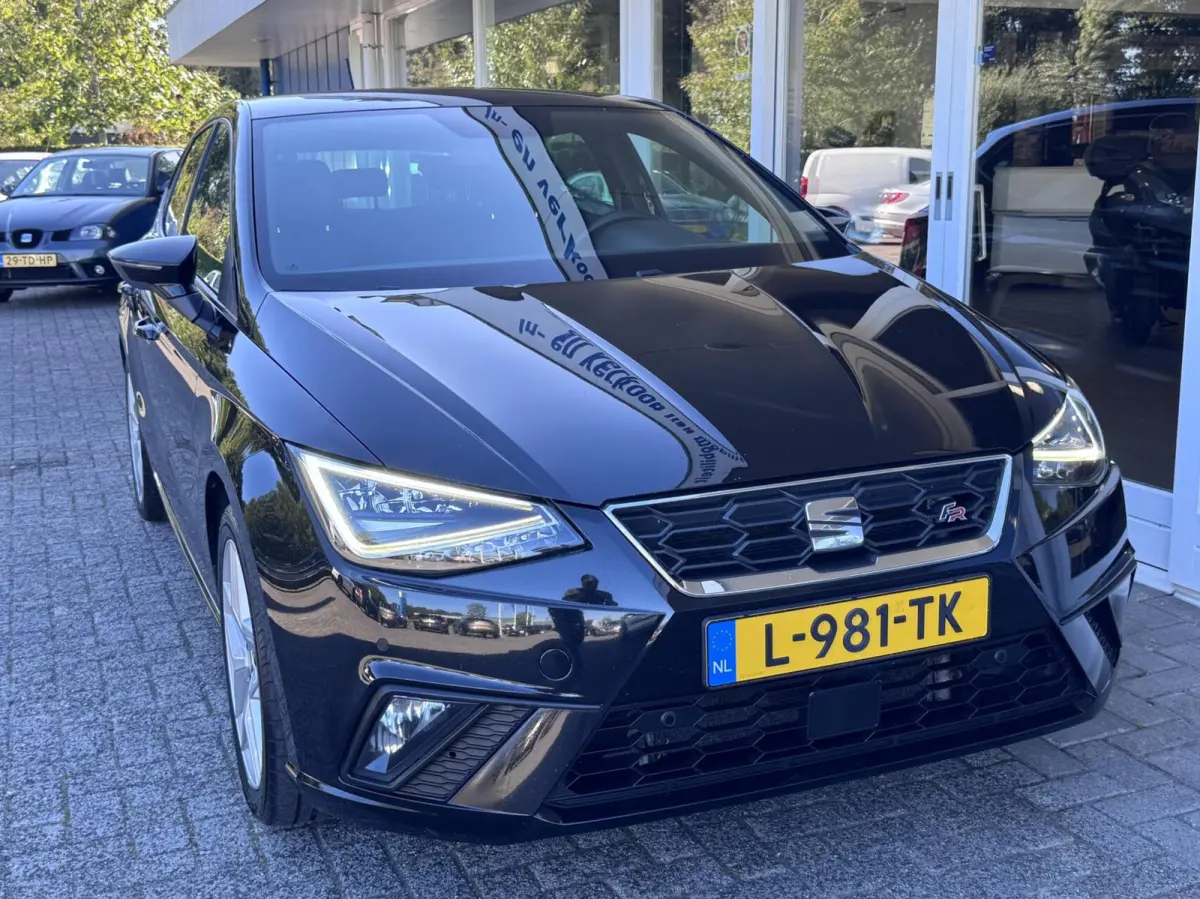 1.0 TSI 110pk 6bak, FR Business Intense Plus,Led,Gr.Navi,Clima,Cruise,Stoelverw.,