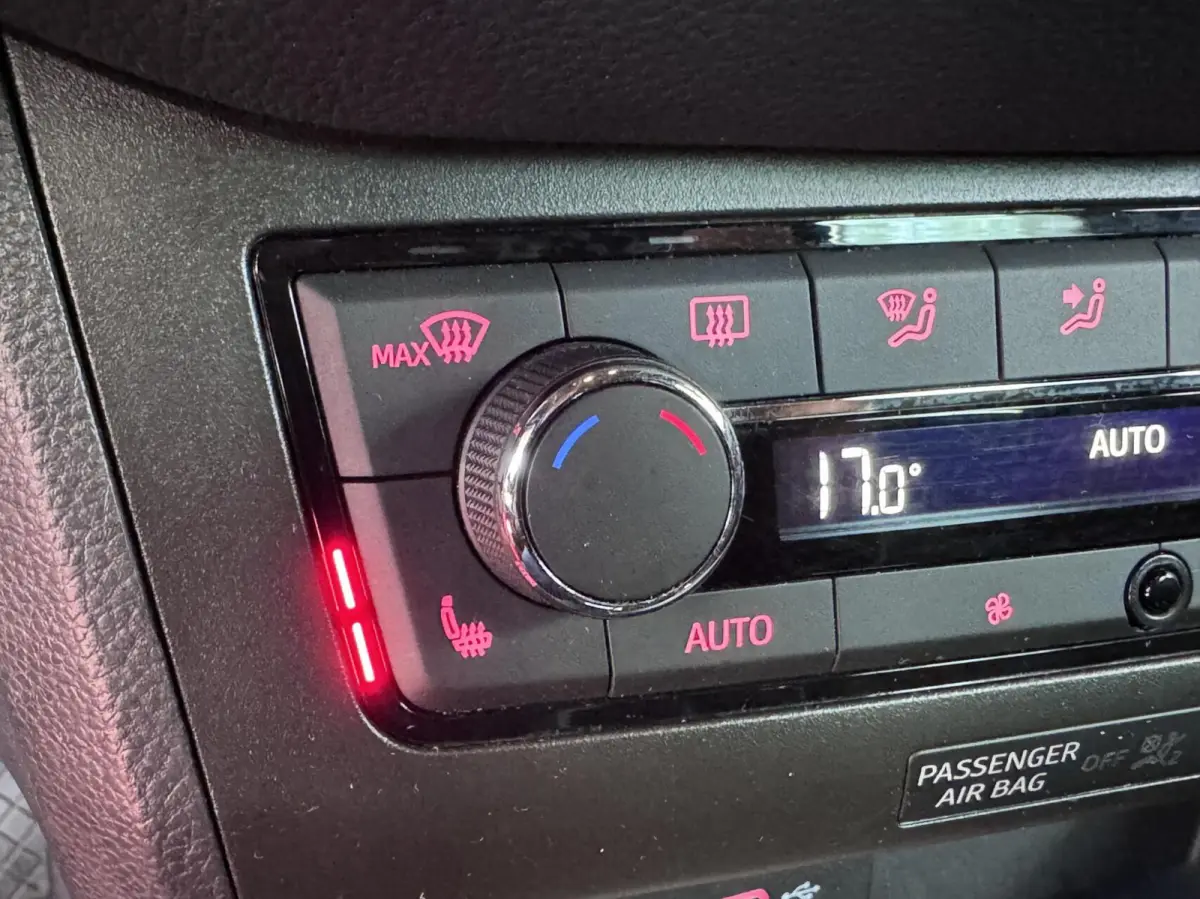 1.0 TSI 110pk 6bak, FR Business Intense Plus,Led,Gr.Navi,Clima,Cruise,Stoelverw.,