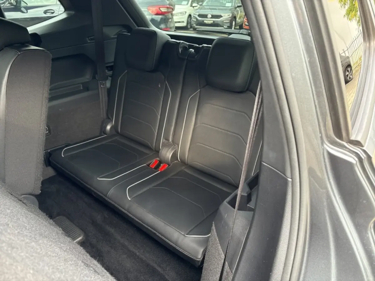 2.0 TSI 4M R-LINE 7P. LEDER/PANO-DAK/TREKHAAK/STAND-KACHEL/360CAMERA