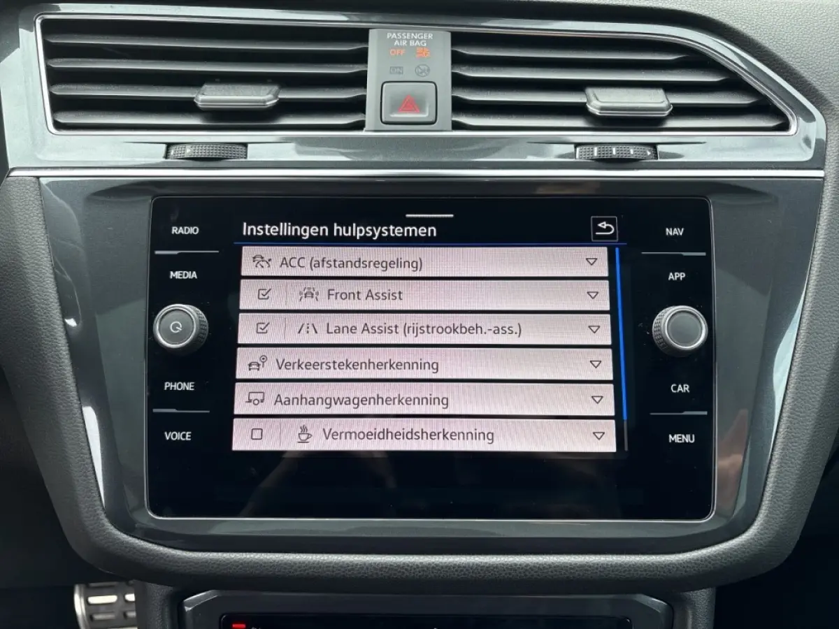 2.0 TSI 4M R-LINE 7P. LEDER/PANO-DAK/TREKHAAK/STAND-KACHEL/360CAMERA