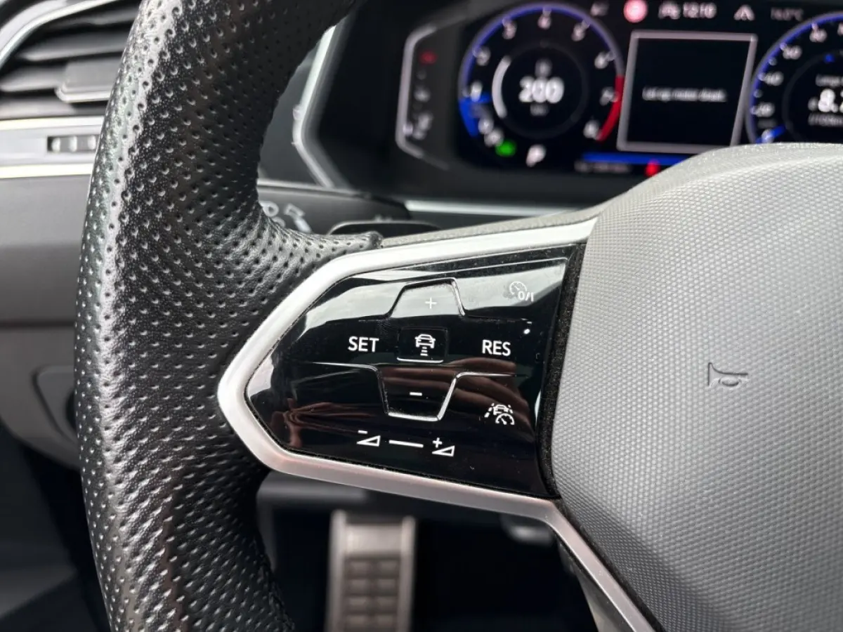 2.0 TSI 4M R-LINE 7P. LEDER/PANO-DAK/TREKHAAK/STAND-KACHEL/360CAMERA
