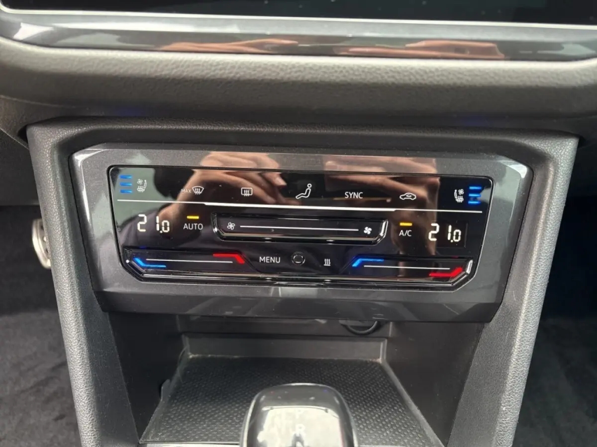 2.0 TSI 4M R-LINE 7P. LEDER/PANO-DAK/TREKHAAK/STAND-KACHEL/360CAMERA