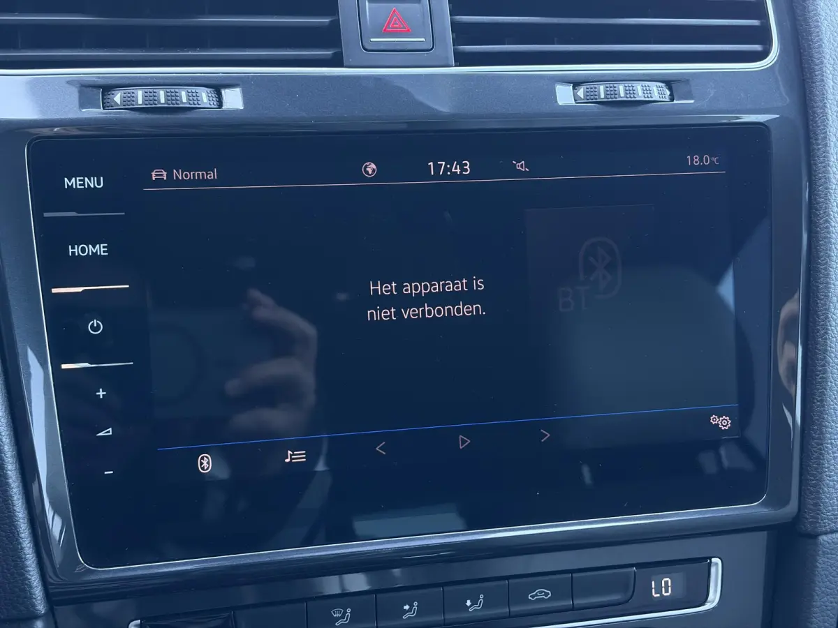 e-Golf ✓SOH 88.57%✓Carplay✓Navi✓Leder✓Clima✓Cruise✓Pdc V+A✓LED✓16'' Lm velgen✓N.A.P✓Apk tot 02-2027