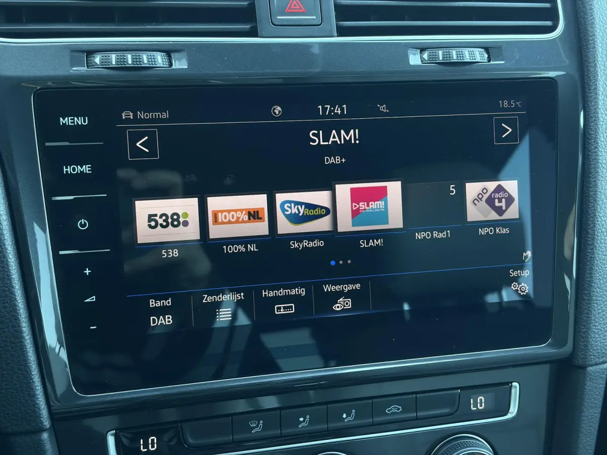 e-Golf ✓SOH 88.57%✓Carplay✓Navi✓Leder✓Clima✓Cruise✓Pdc V+A✓LED✓16'' Lm velgen✓N.A.P✓Apk tot 02-2027
