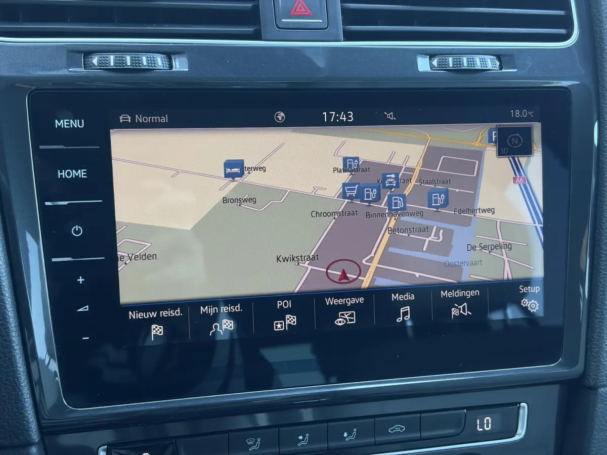e-Golf ✓SOH 88.57%✓Carplay✓Navi✓Leder✓Clima✓Cruise✓Pdc V+A✓LED✓16'' Lm velgen✓N.A.P✓Apk tot 02-2027