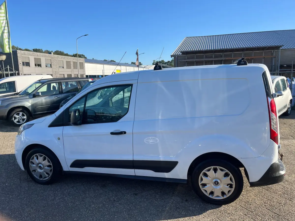 1.5 TDCI L1 Trend(st-bekr,schuifdeur,airco,trekhaak,bj18,7499,-)