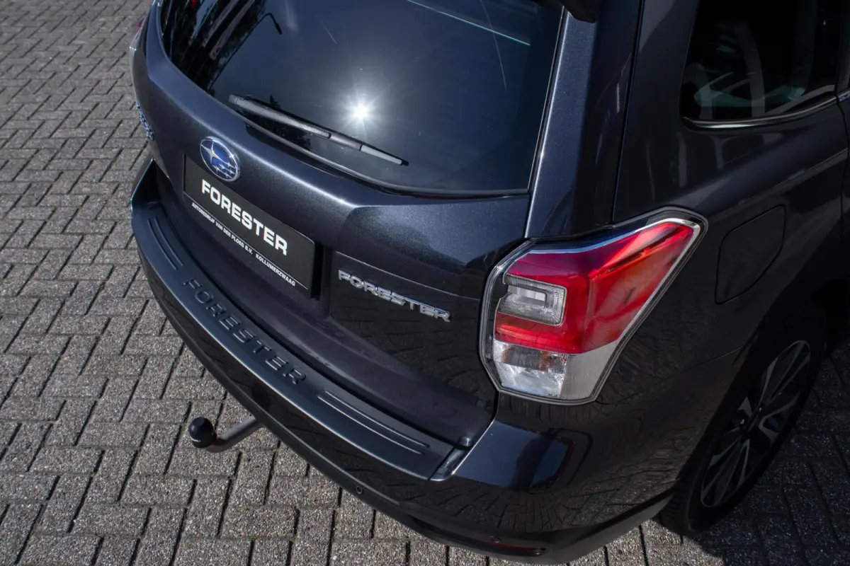 2.0 CVT AWD Premium | Eyesight | Navigatie | Trekhaak | Lederen bekleding |