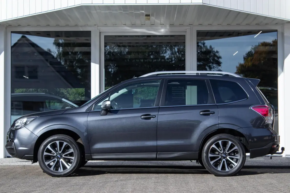 2.0 CVT AWD Premium | Eyesight | Navigatie | Trekhaak | Lederen bekleding |
