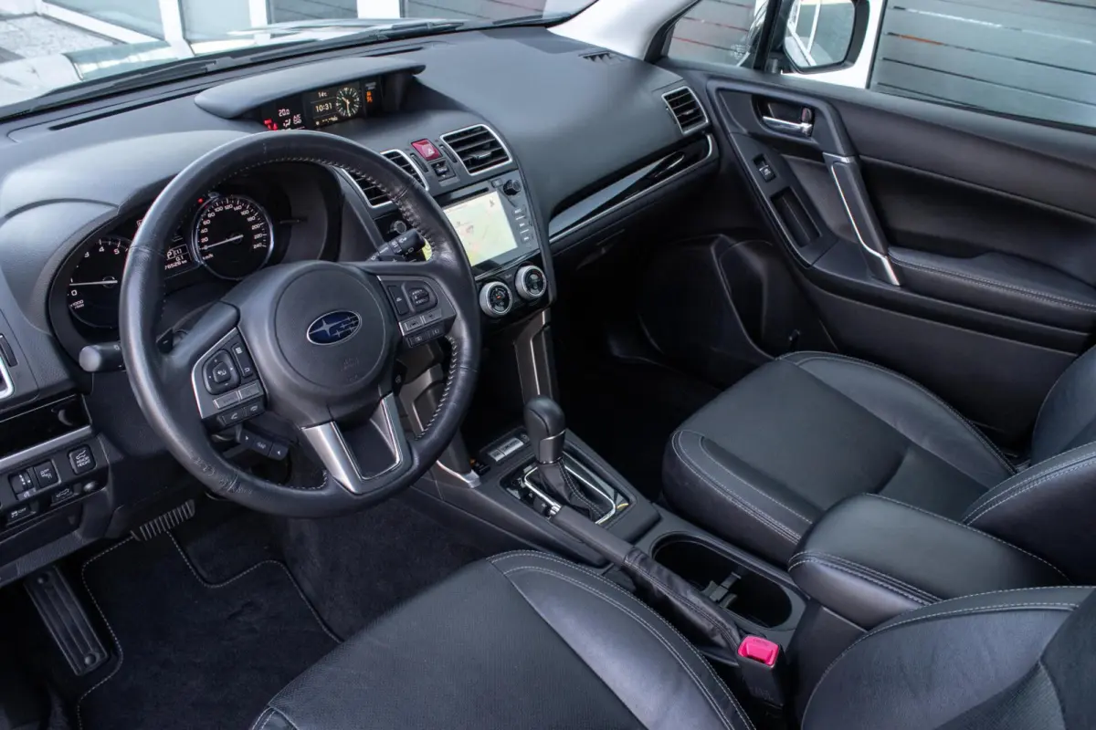 2.0 CVT AWD Premium | Eyesight | Navigatie | Trekhaak | Lederen bekleding |