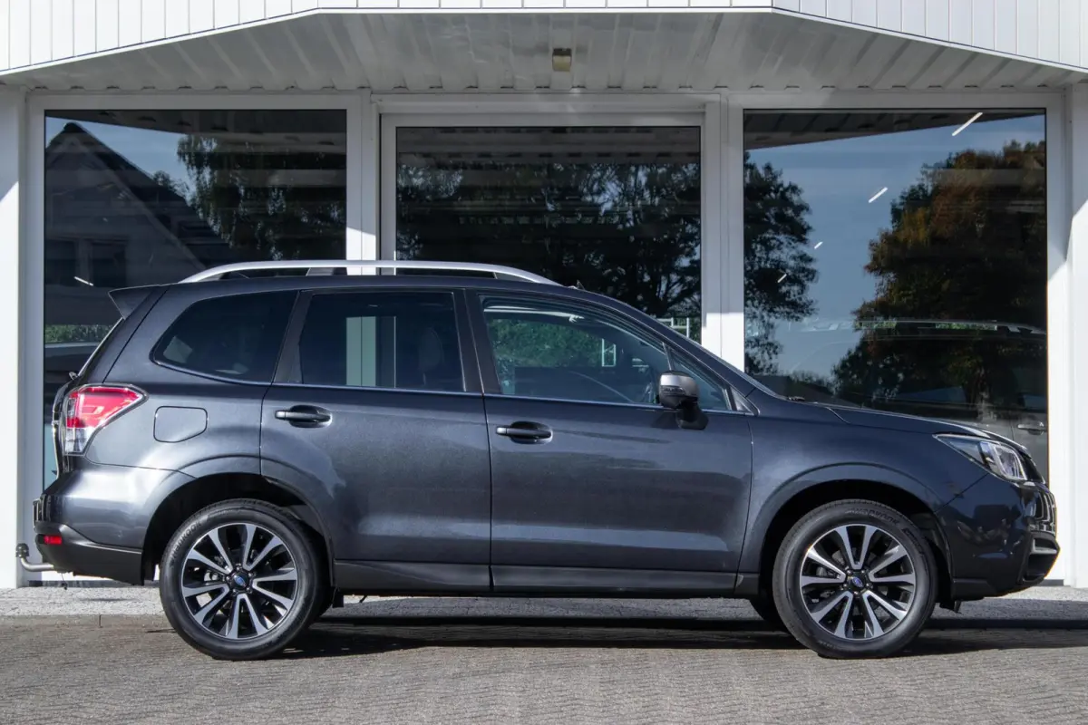 2.0 CVT AWD Premium | Eyesight | Navigatie | Trekhaak | Lederen bekleding |