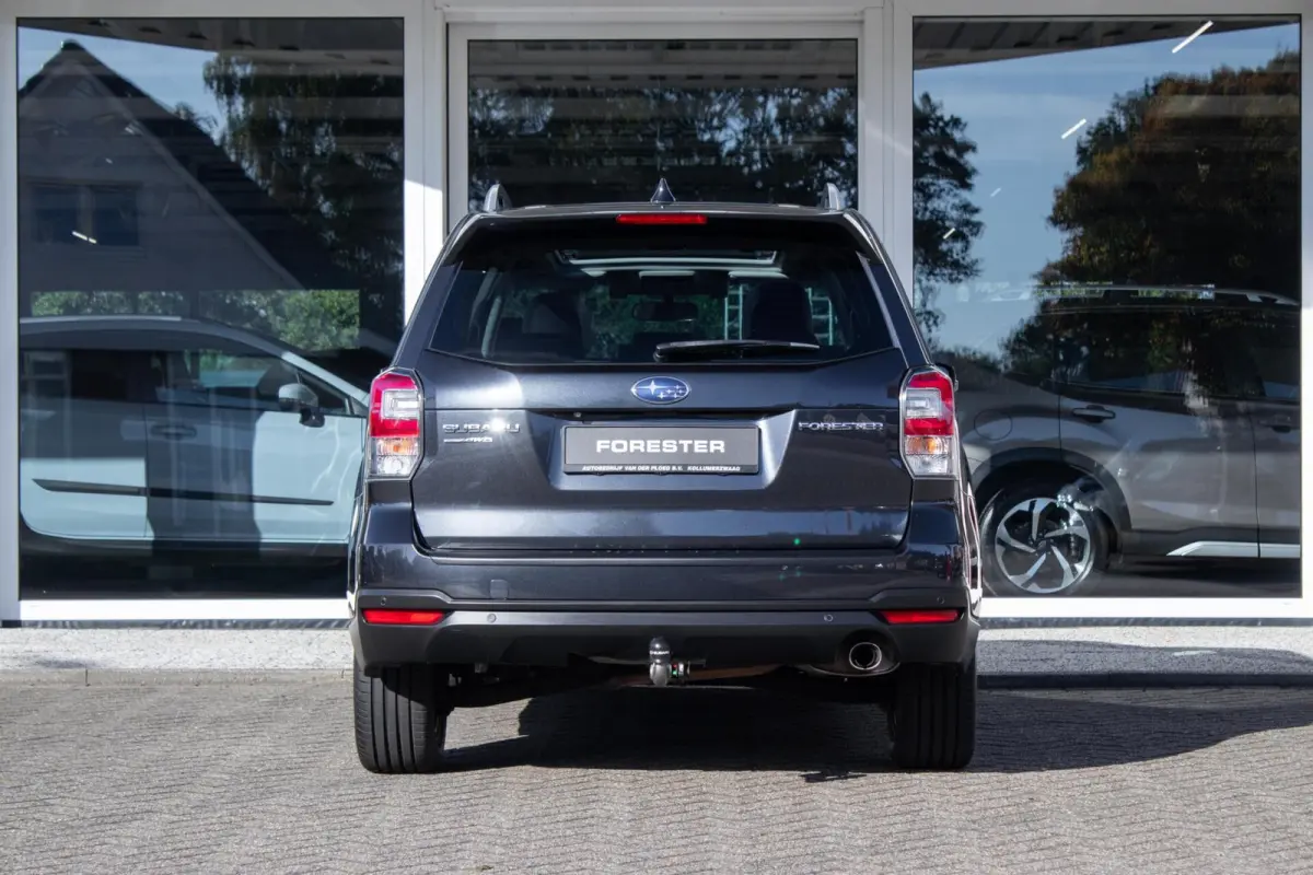 2.0 CVT AWD Premium | Eyesight | Navigatie | Trekhaak | Lederen bekleding |