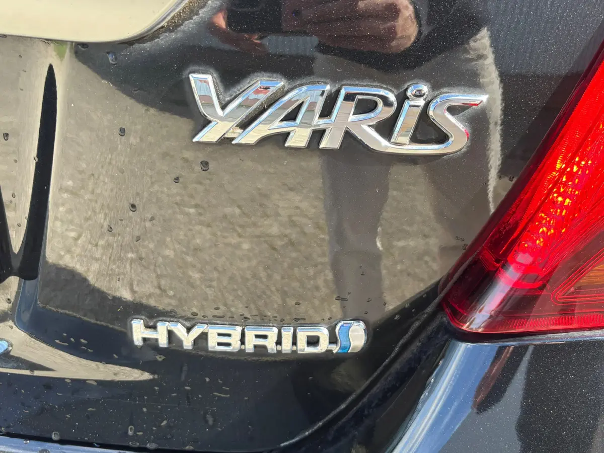 1.5 Hybrid Trend - Black Sand Pearl - Nav/Cruise/Carplay