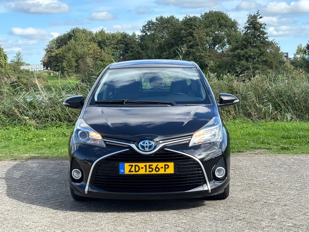 1.5 Hybrid Trend - Black Sand Pearl - Nav/Cruise/Carplay