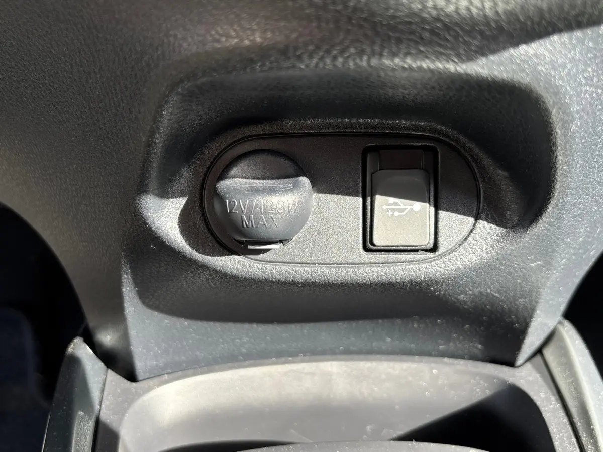 1.5 Hybrid Trend - Black Sand Pearl - Nav/Cruise/Carplay