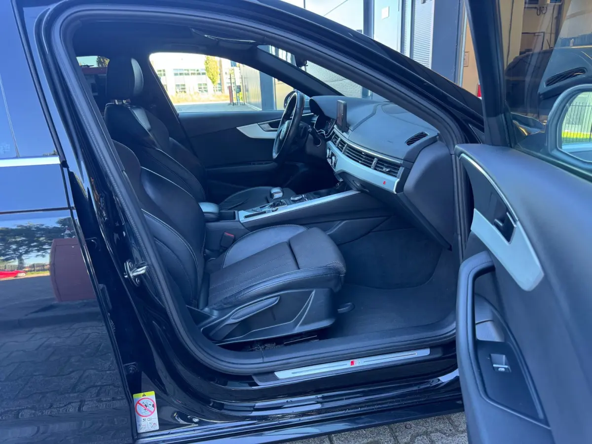 S-LINE / NAP !! / PANO / CRUISE / CLIMATE / FLIPPERS / P.SENSOREN / BLUETOOTH / LEDER-ALCANTARA / ISOFIX / 20 INCH !
