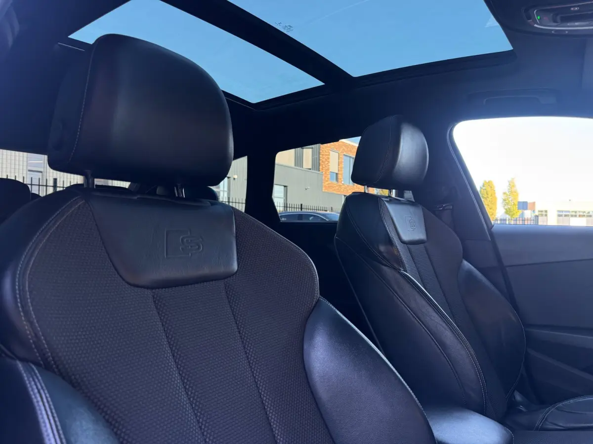 S-LINE / NAP !! / PANO / CRUISE / CLIMATE / FLIPPERS / P.SENSOREN / BLUETOOTH / LEDER-ALCANTARA / ISOFIX / 20 INCH !