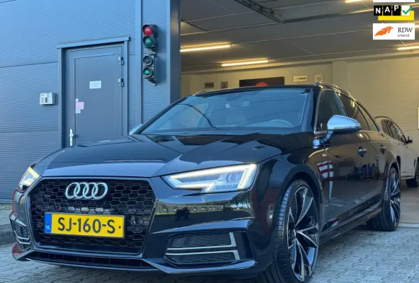 S-LINE / NAP !! / PANO / CRUISE / CLIMATE / FLIPPERS / P.SENSOREN / BLUETOOTH / LEDER-ALCANTARA / ISOFIX / 20 INCH !