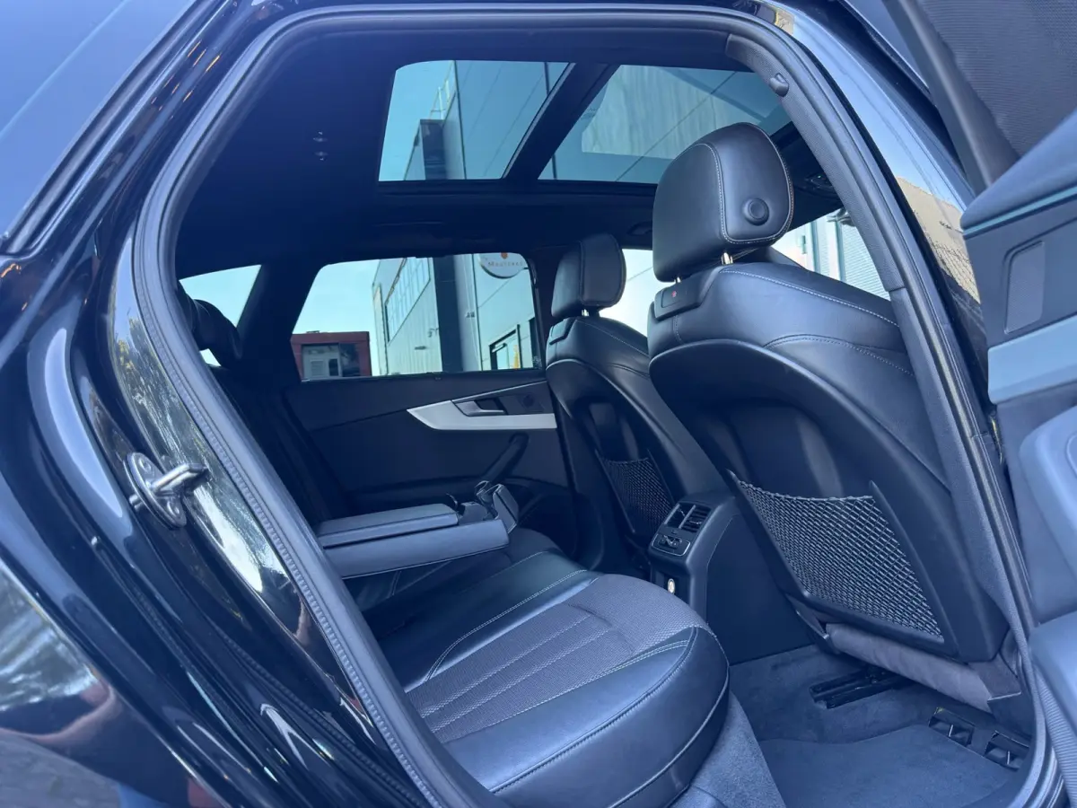 S-LINE / NAP !! / PANO / CRUISE / CLIMATE / FLIPPERS / P.SENSOREN / BLUETOOTH / LEDER-ALCANTARA / ISOFIX / 20 INCH !