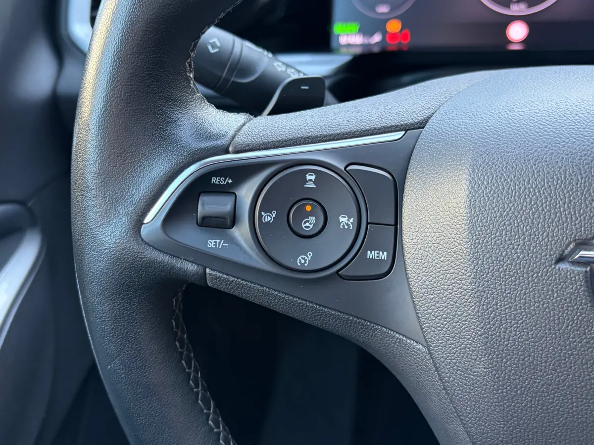1.6 Turbo Plug-In Hybrid 225 PK Level 4/GS Line | TREKHAAK AFNB.| ADAPTIEVE CRUISE CONTROL| AGR COMFORTSTOELEN| DODEHOEK DETECTIE| STUUR, STOEL EN VOORRUITVERWARMING| HALF LEDER/HALF STOFFEN