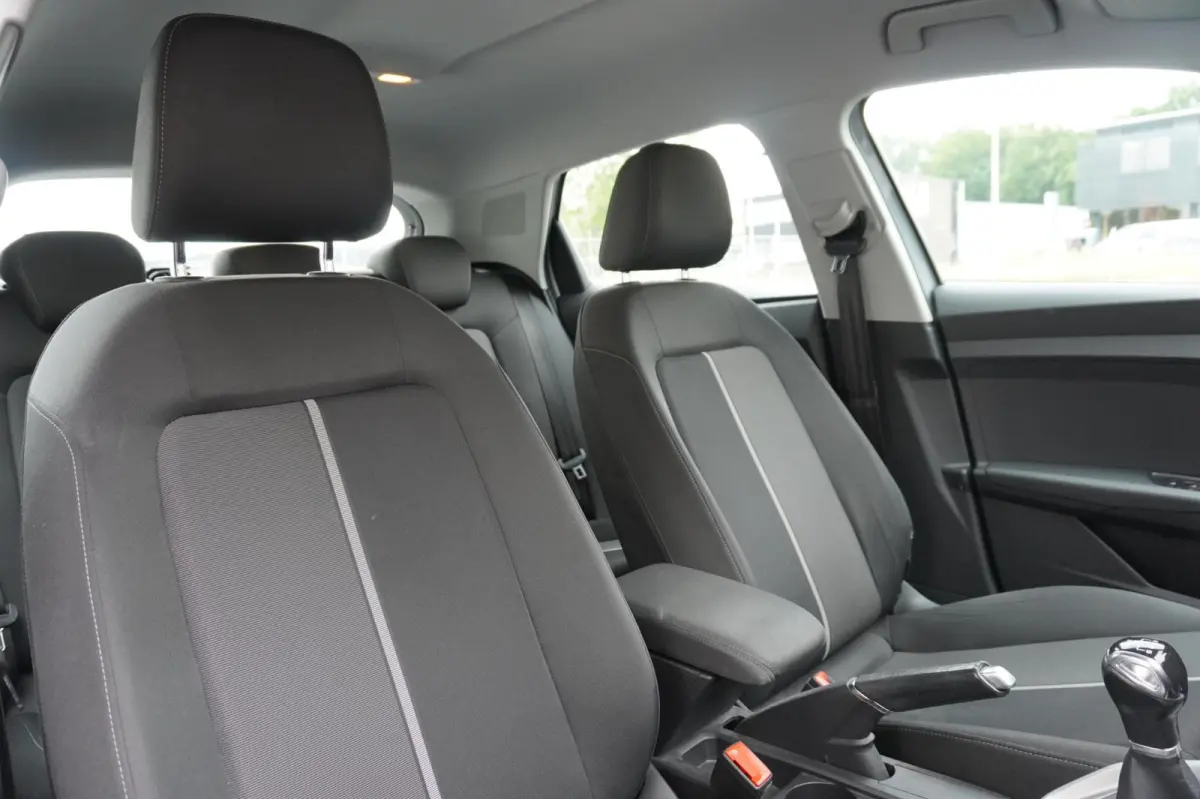 25 TFSI epic 5deurs | Carplay | Navigatie | 17 inch velgen | Elek. pakket | vol opties | Inruil mogelijk