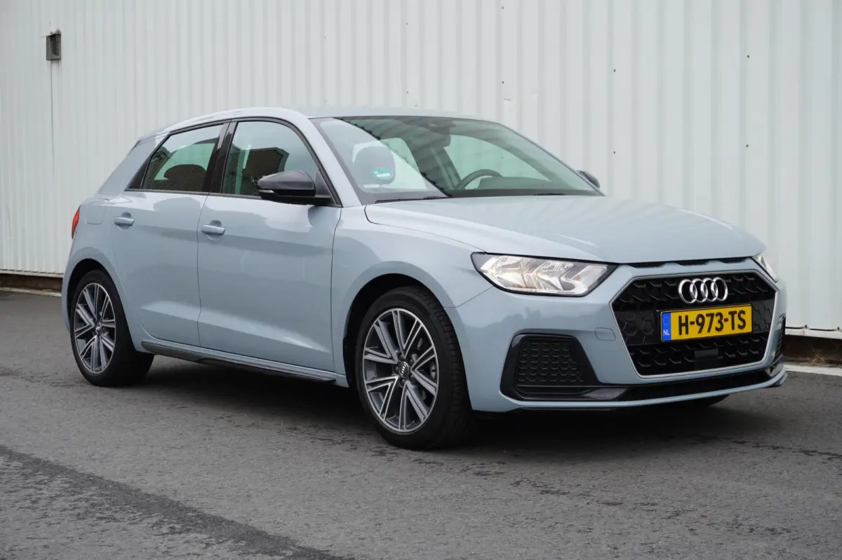 25 TFSI epic 5deurs | Carplay | Navigatie | 17 inch velgen | Elek. pakket | vol opties | Inruil mogelijk
