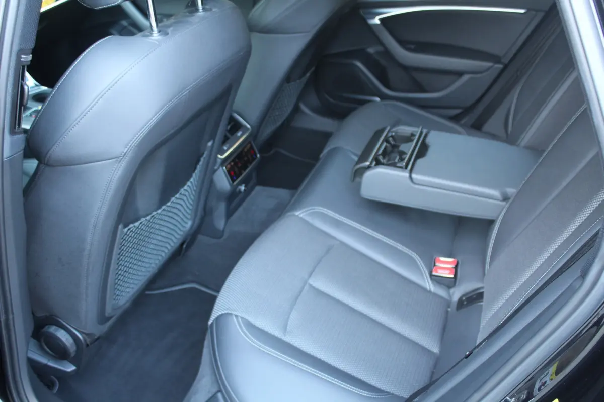50 TFSI e quattro S edition | PANO | CAMERA | Trekhaak | Elek. Achterklep