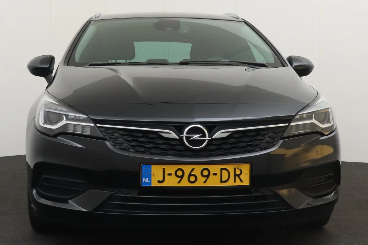 1.2 Elegance Trekhaak Carplay Digi. Dash