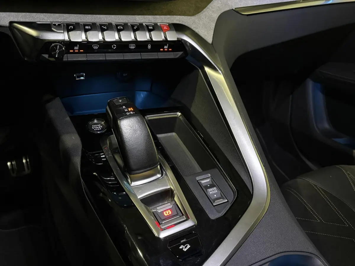 1.6 HYbrid4 300pk GT|Black PACK|PANODAK|4X4|Focal|19inch|360°|Carplay|ACC|Lane-Side assist|Stoelverwarming|