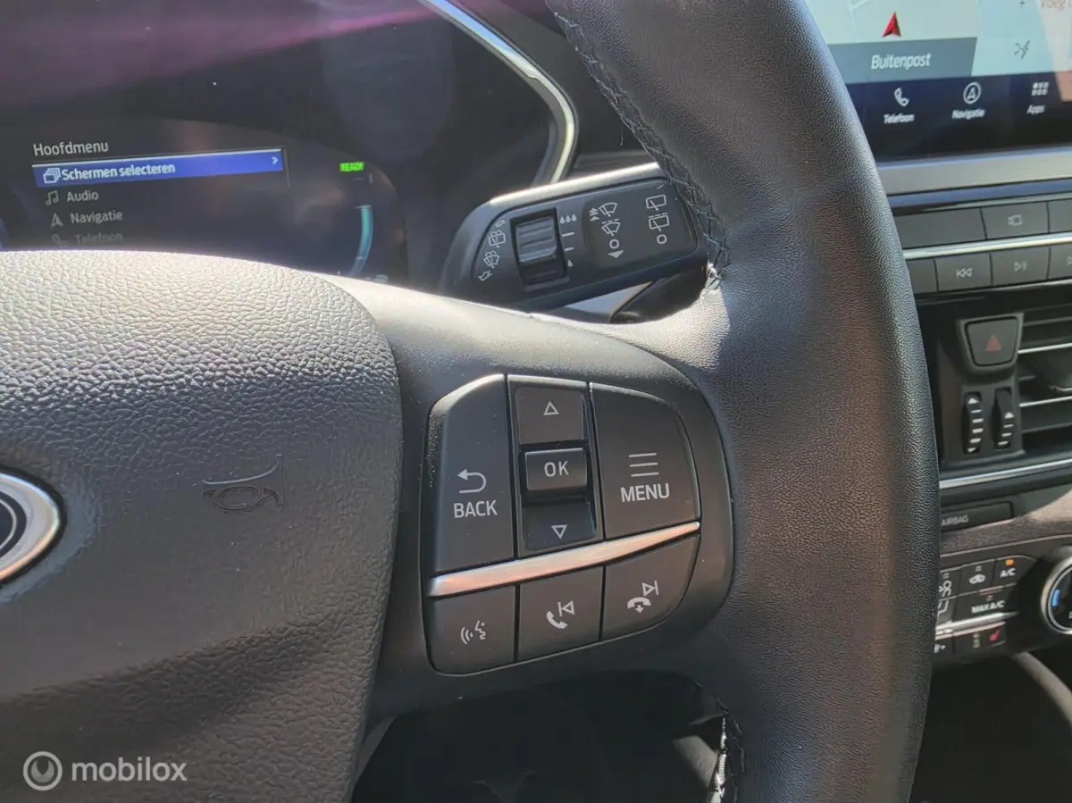 2.5 PHEV Titanium