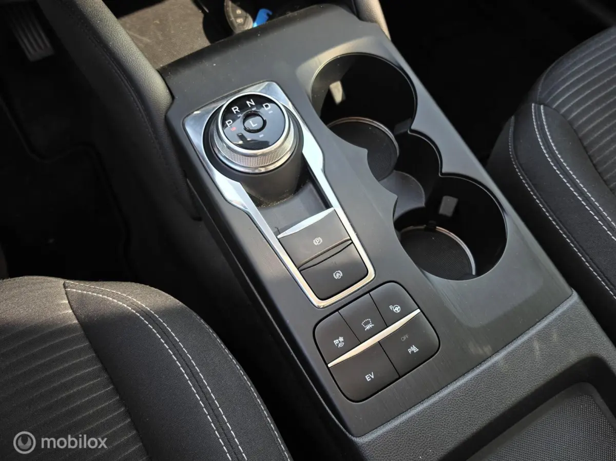 2.5 PHEV Titanium
