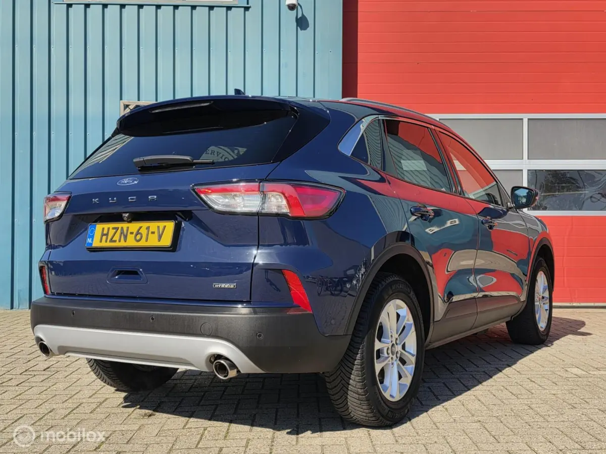2.5 PHEV Titanium