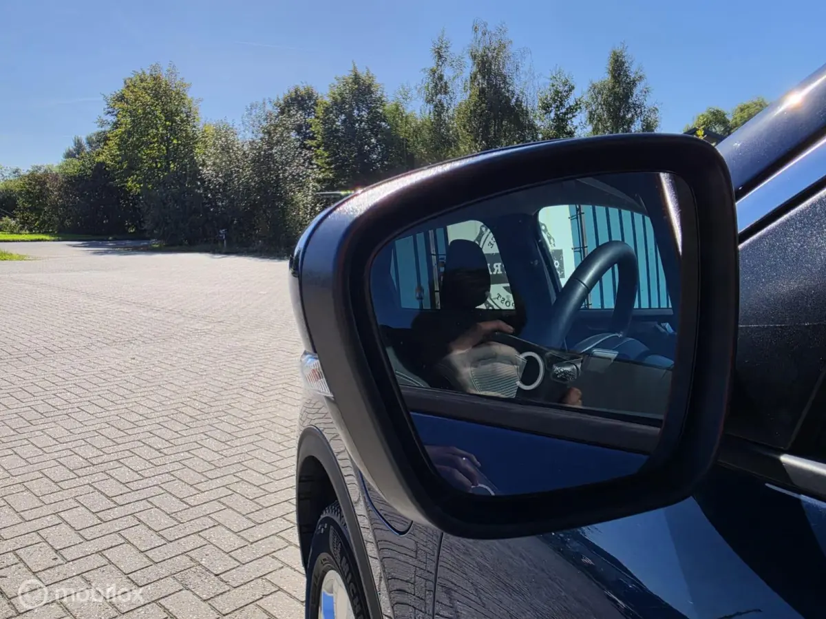 2.5 PHEV Titanium