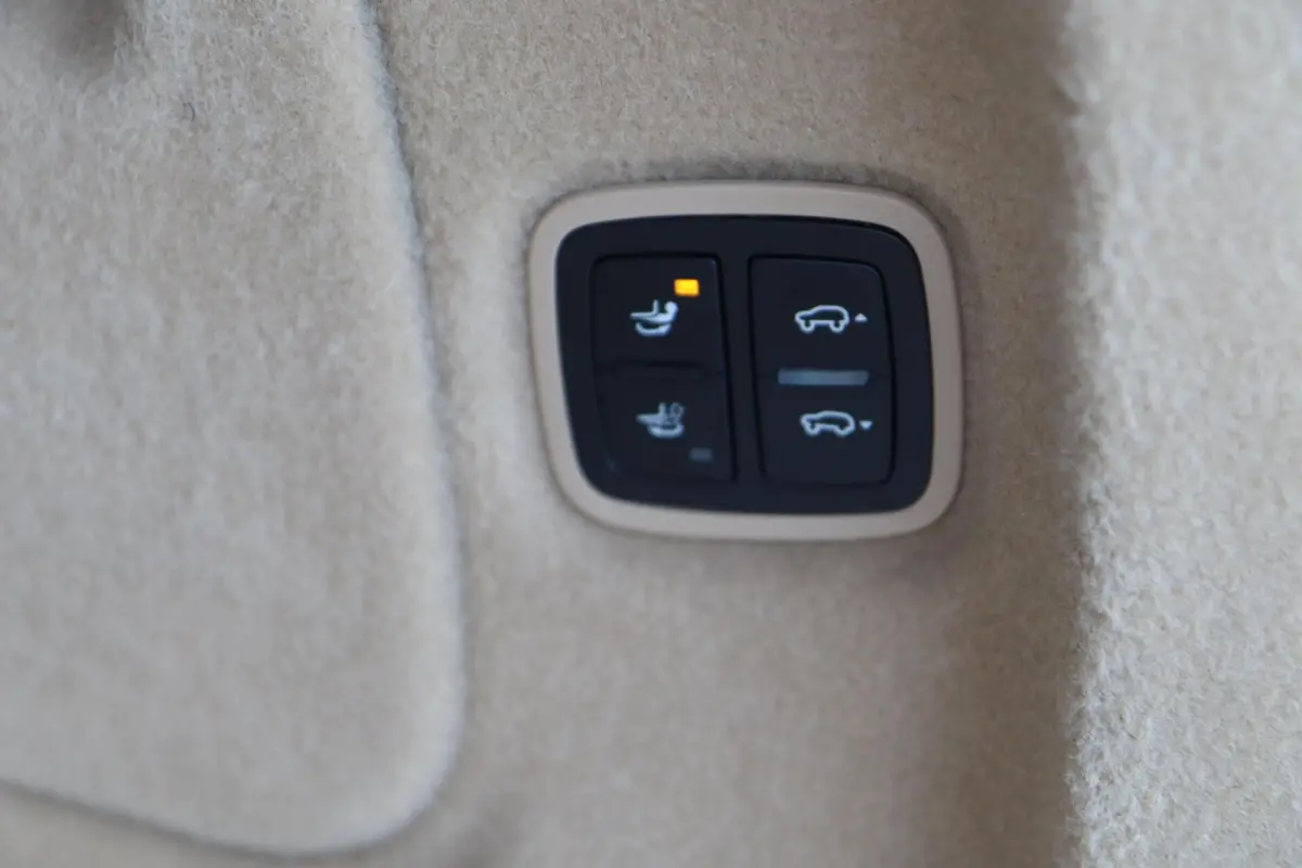 3.0 S E-Hybrid ⚡ | SPORT CHRONO ⏱️ | PANO ☀️ | BOSE 🔊 | CARPLAY 📱 | ELEK. TREKHAAK 🔗 | SOFTCLOSE | LEDER